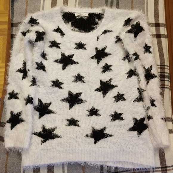 Pinc Premium Other - Warm Fuzzy Girl Sweater